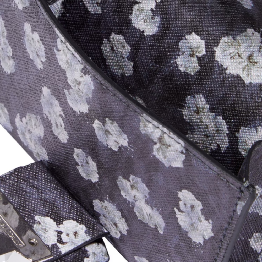 💐 MM6 MAISON MARGIELA Floral Printed Faux Leather Coin Bag Purse - Picture 4 of 4